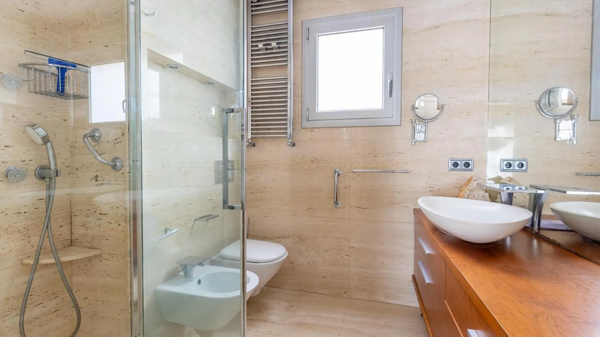 Stay Barcelona Long Term Camp Nou Apartment